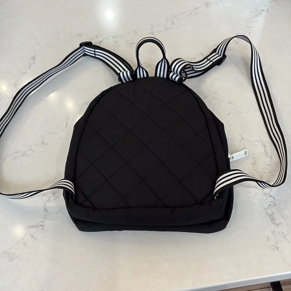 NWOT Adidas mini backpack - Picture 2 of 9